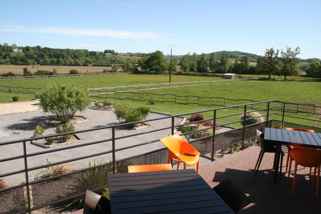 Manoir Theas Bed and Breakfast Barraute-Camu Buitenkant foto